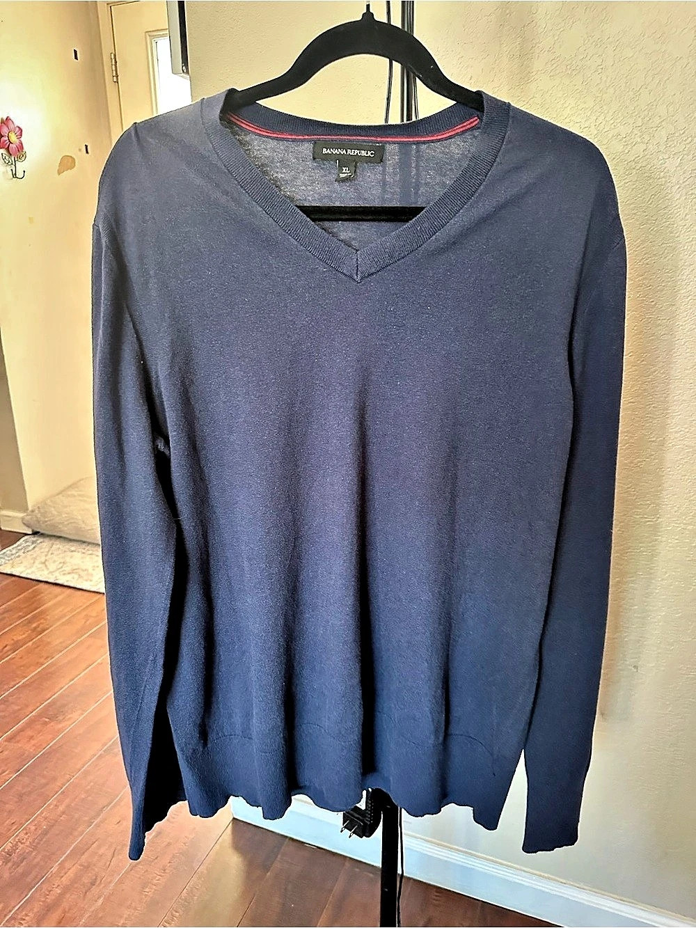 Banana Republic Men's V-Neck Cashmere Blend Sweater XL Blue